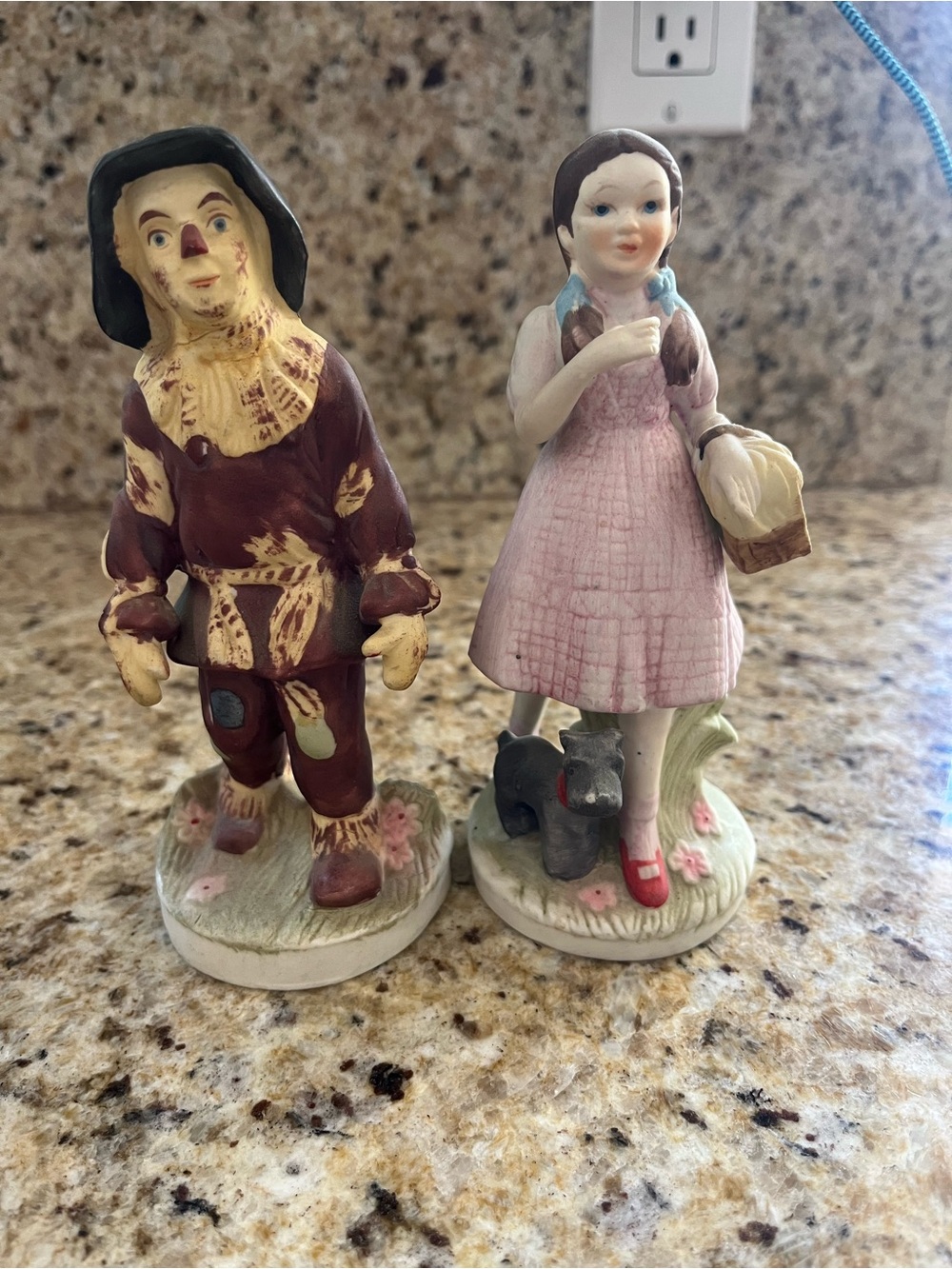 Vintage Seymour Mann Dorothy & Scarecrow Porcelain Figurine Wizard of Oz